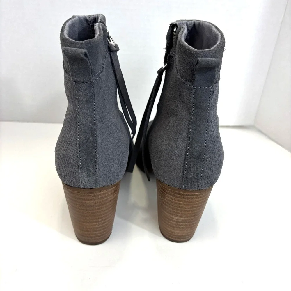 TOMS Suede Ankle Boots Womens 8.5 Gray Block Heel Zip Booties Casual Leather